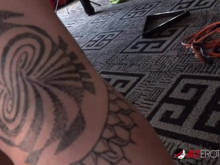 Wicked Tramp Sully Savage Allures With Her Tush