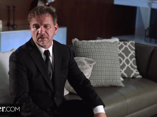 Superb Cupcake Casca Akashova Shows Off Her Ass