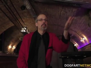 Sizzling Pornstar Gina Gerson Deserves To Finger Her Snatch